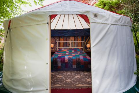 14ft yurt with double bed