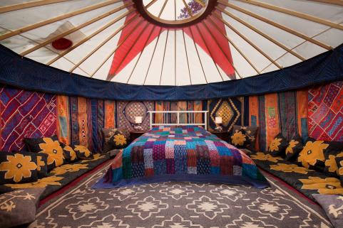 14ft yurt with sumptuous decor double bed