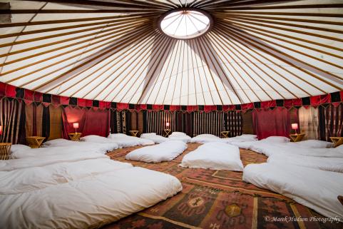 28ft yurt with stunning decor and 18 single floor mattresses